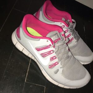Nike Free 5.0 ( Women’s 9.5)